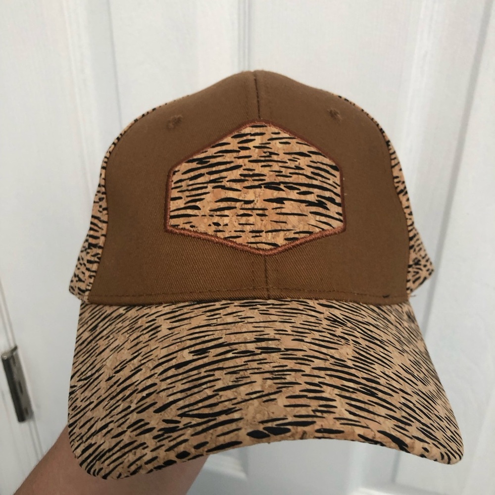 Women’s Hat Cork Animal Print Brown Black Feminine Chic Adjustable - Picture 2 of 11